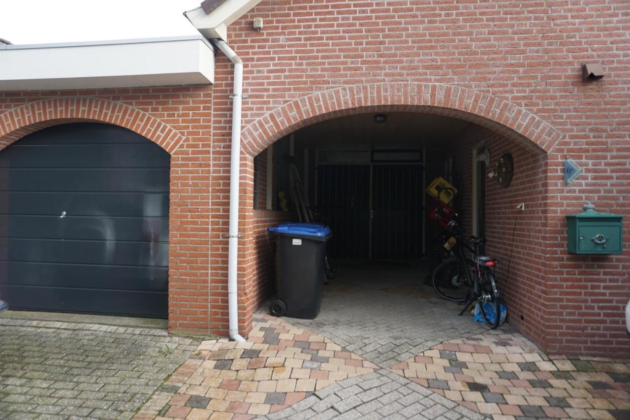 Guesthouse Bednboot Met Terras Aan Het Water Rijpwetering Exterior photo